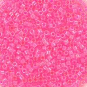 Miyuki Delica perle, str. 11/0. Neon pink. 4 gram, DB-2036