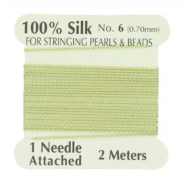 Silkesnor / perlesnor, ægte silke, lysegrøn, 2 m, 3str.